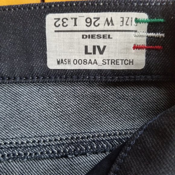 NWOT Diesel LIV Jeans - Picture 1 of 7